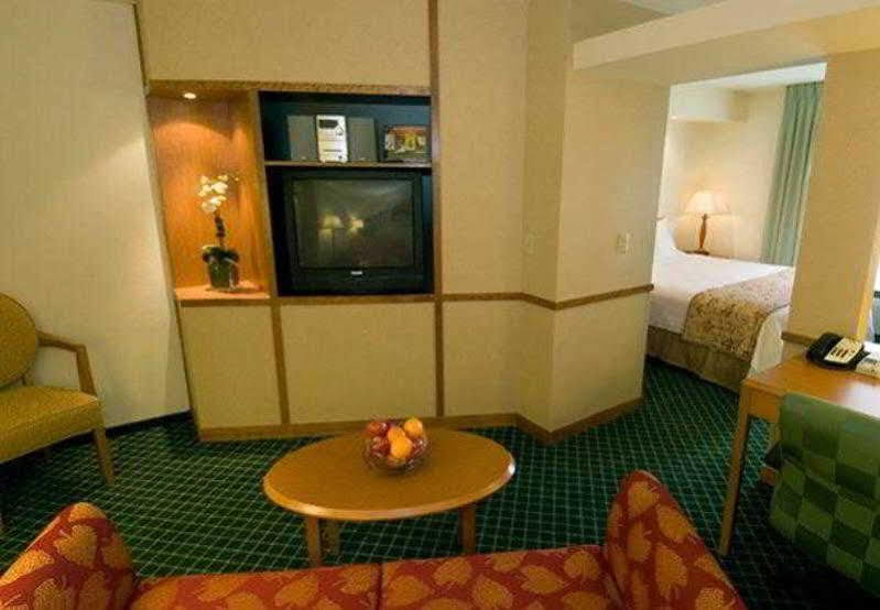 Fairfield Inn & Suites Valparaiso Kültér fotó